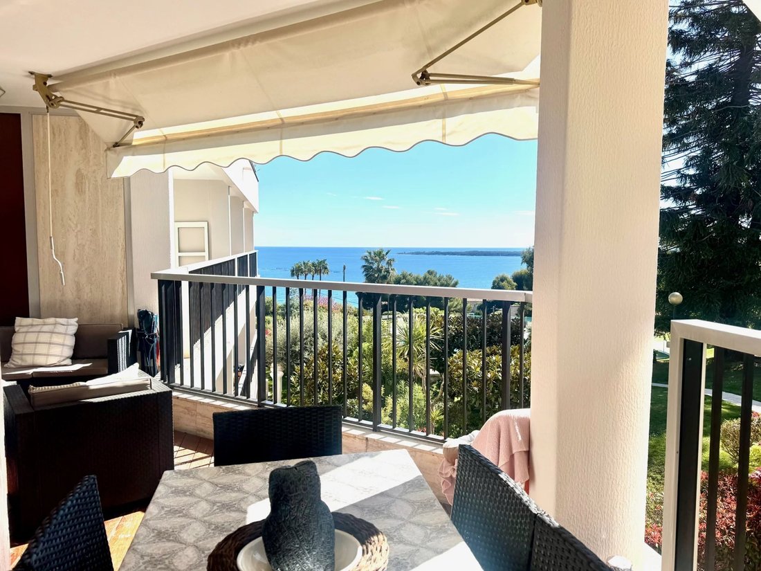 Apartment in La Maure-Super Cannes, Vallauris, France 3 - 17850234