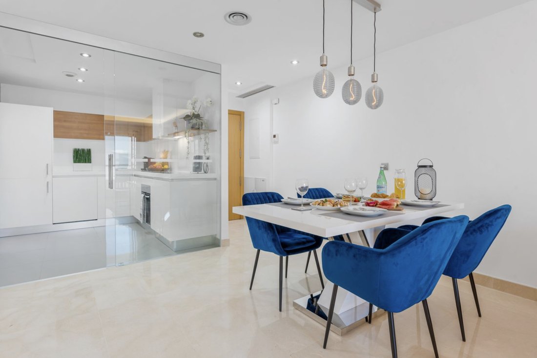 Penthouse in San Pedro de Alcantara, Andalusia, Spain 4 - 17850290