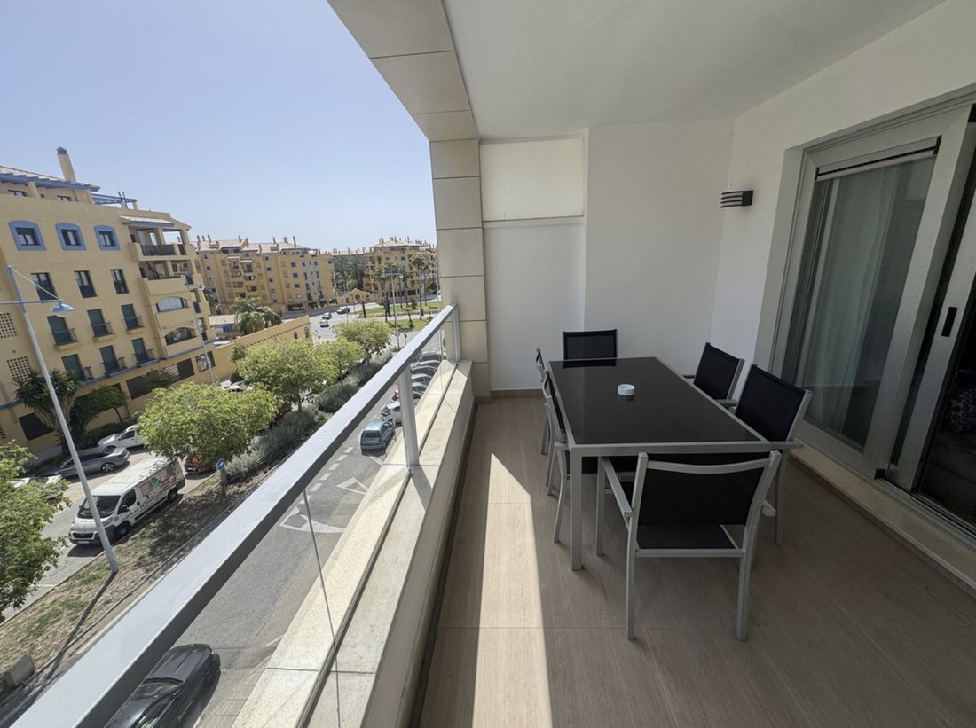 Penthouse in San Pedro de Alcantara, Andalusia, Spain 3 - 17850291