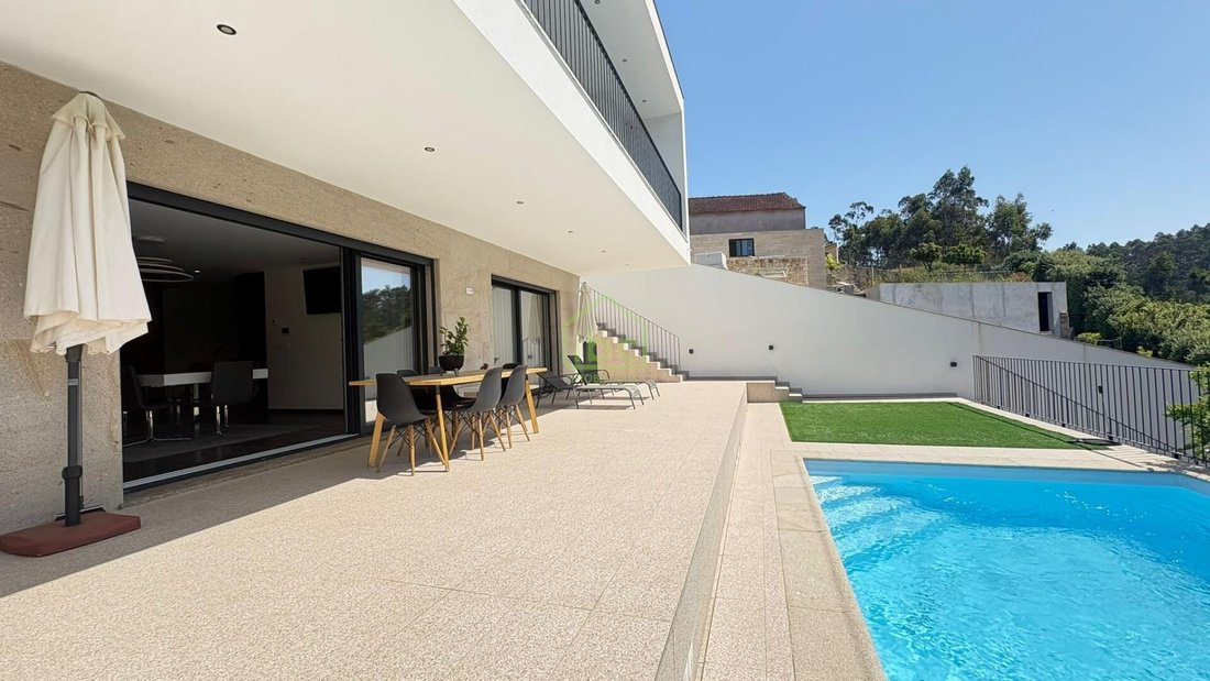Townhouse in Touguinha e Touguinho, Porto District, Portugal 3 - 17850130