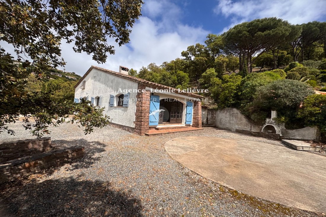 Villa in Les Issambres, Roquebrune-sur-Argens, France 2 - 17780039