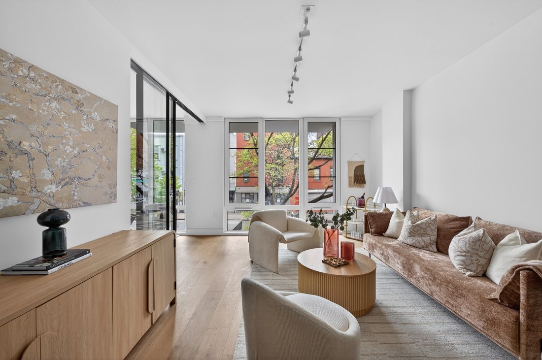 Condo in New York, New York, United States 1 - 17850316