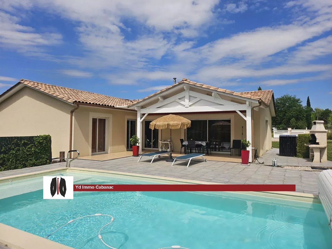 House in Saint-Morillon, Nouvelle-Aquitaine, France 2 - 17850259