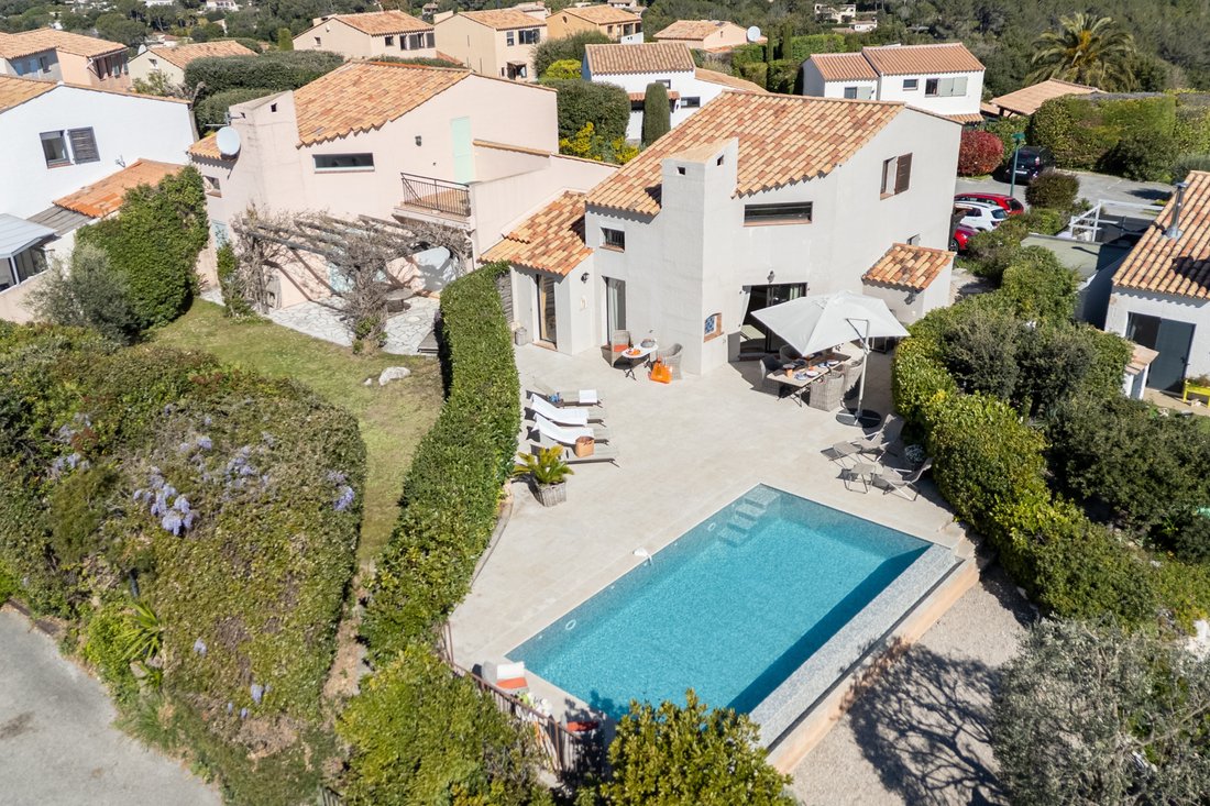 House in Route de Grasse, Villeneuve-Loubet, France 1 - 17850262
