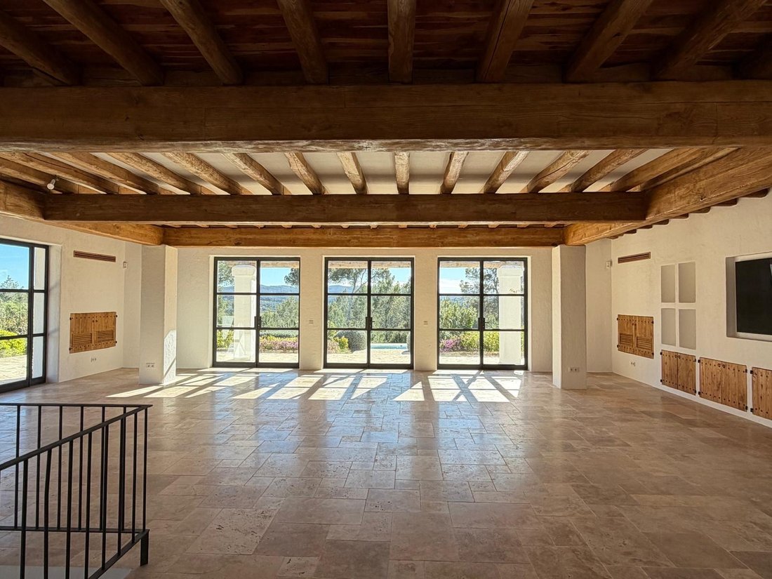 Villa in Santa Gertrudis de Fruitera, Santa Eularia des Riu, Balearic Islands 2 - 16895677