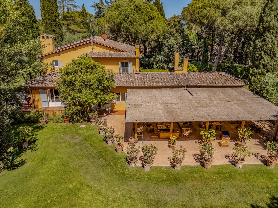 Villa in San Giuliano Terme, Tuscany, Italy 2 - 17850300