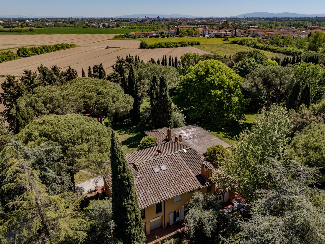 Villa in San Giuliano Terme, Tuscany, Italy 4 - 17850300