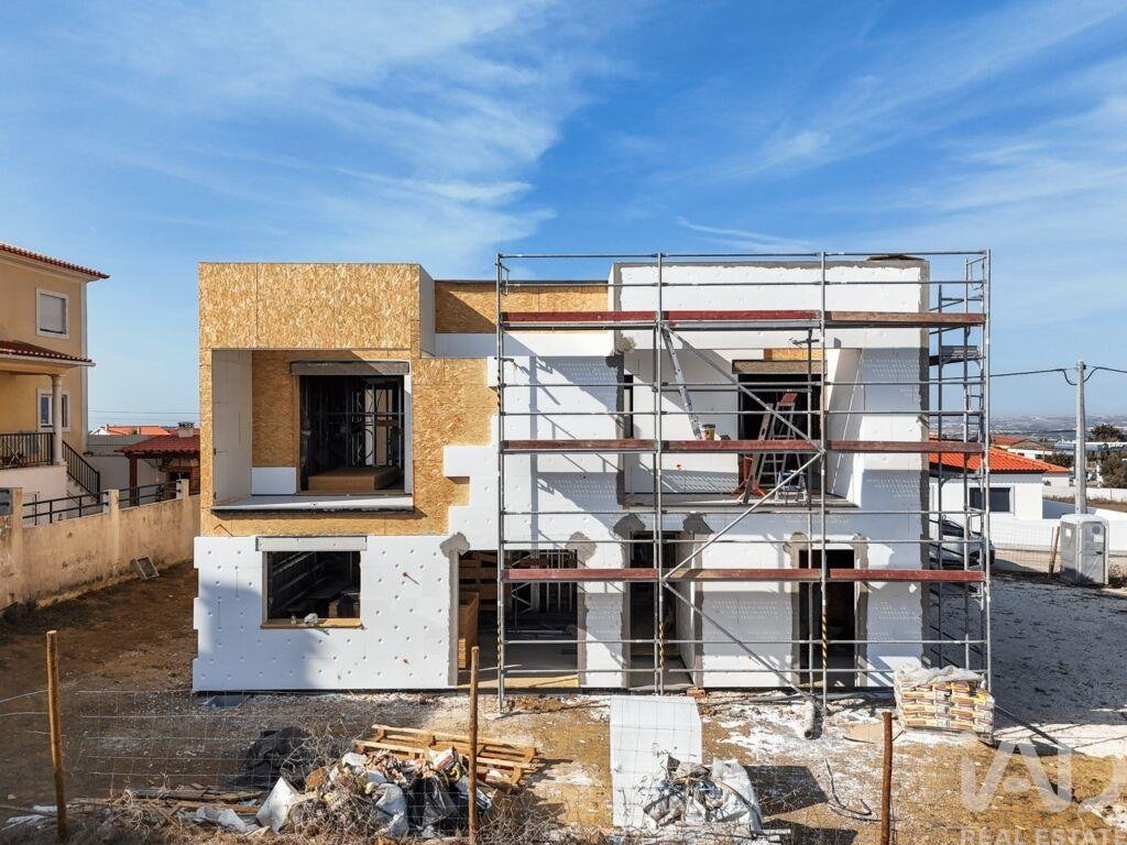Townhouse in Santa Barbara, Lisbon, Portugal 1 - 17850520