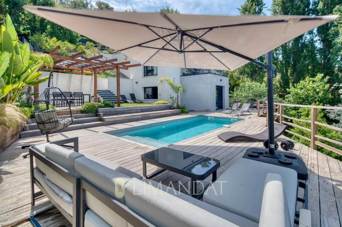 House in La Maure-Super Cannes, Vallauris, France 3 - 16065020