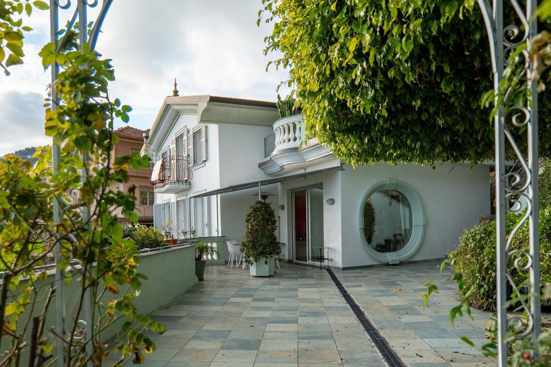 House in Madonna della Ruota, Bordighera, Liguria 1 - 17850359