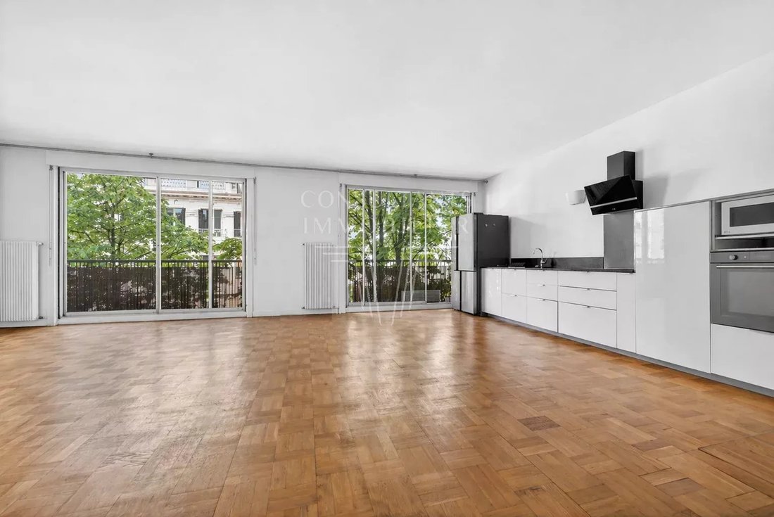 Apartment in Muette Sud, Paris 16e Arrondissement, Paris 1 - 17850346