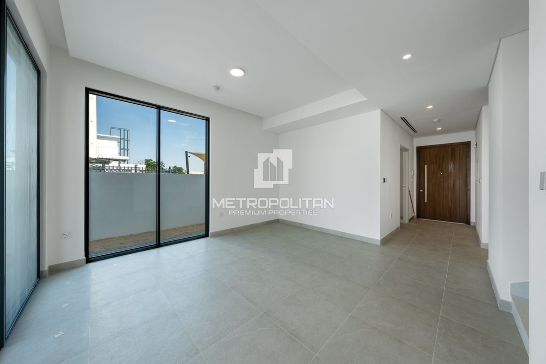 Townhouse in Mina Jebel Ali, Dubai, United Arab Emirates 4 - 17850353
