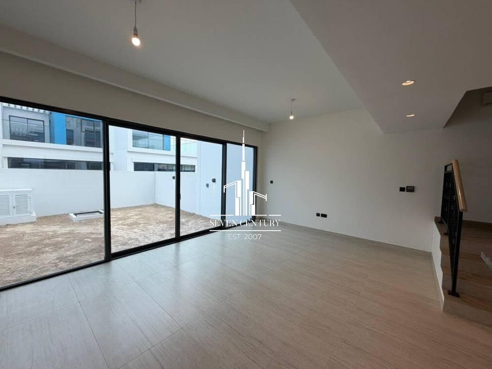 Townhouse in Al Hebiah 5, Al Hebiah, Dubai 1 - 17850319