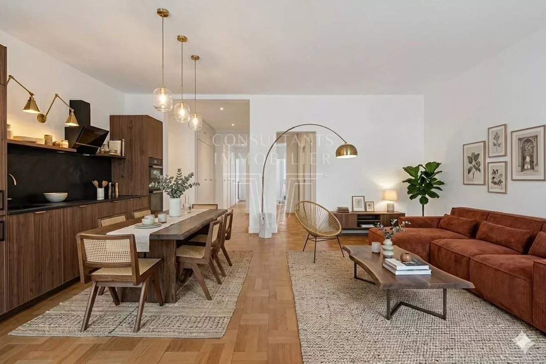 Apartment in Muette Sud, Paris 16e Arrondissement, Paris 4 - 17850346