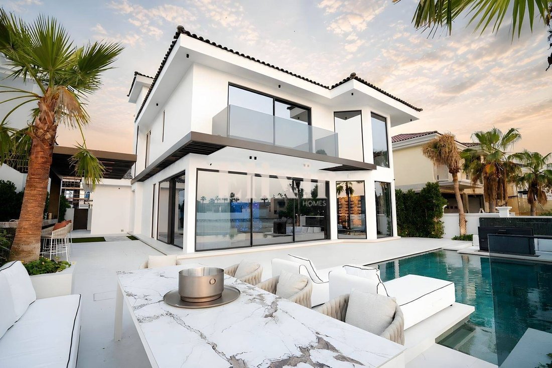 Villa in Palm Jumeirah, Dubai, United Arab Emirates 1 - 17850315