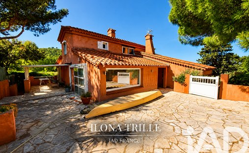 House in Coste Chaude-Mauveou, La Seyne-sur-Mer, France 1