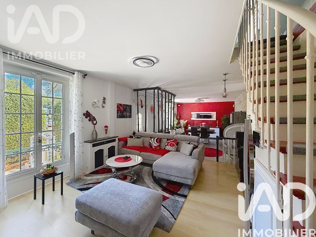 House in Le Port-Marly, Ile-de-France, France 5 - 17852508