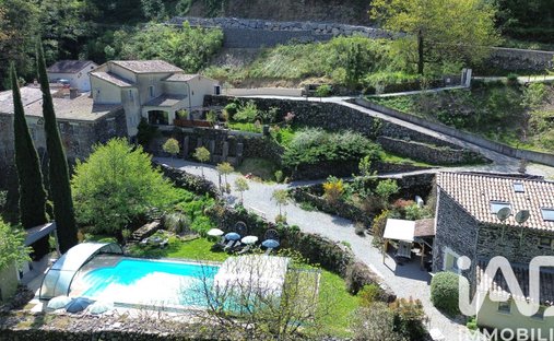 Casa a Alissas, Alvernia-Rodano-Alpi, Francia 1