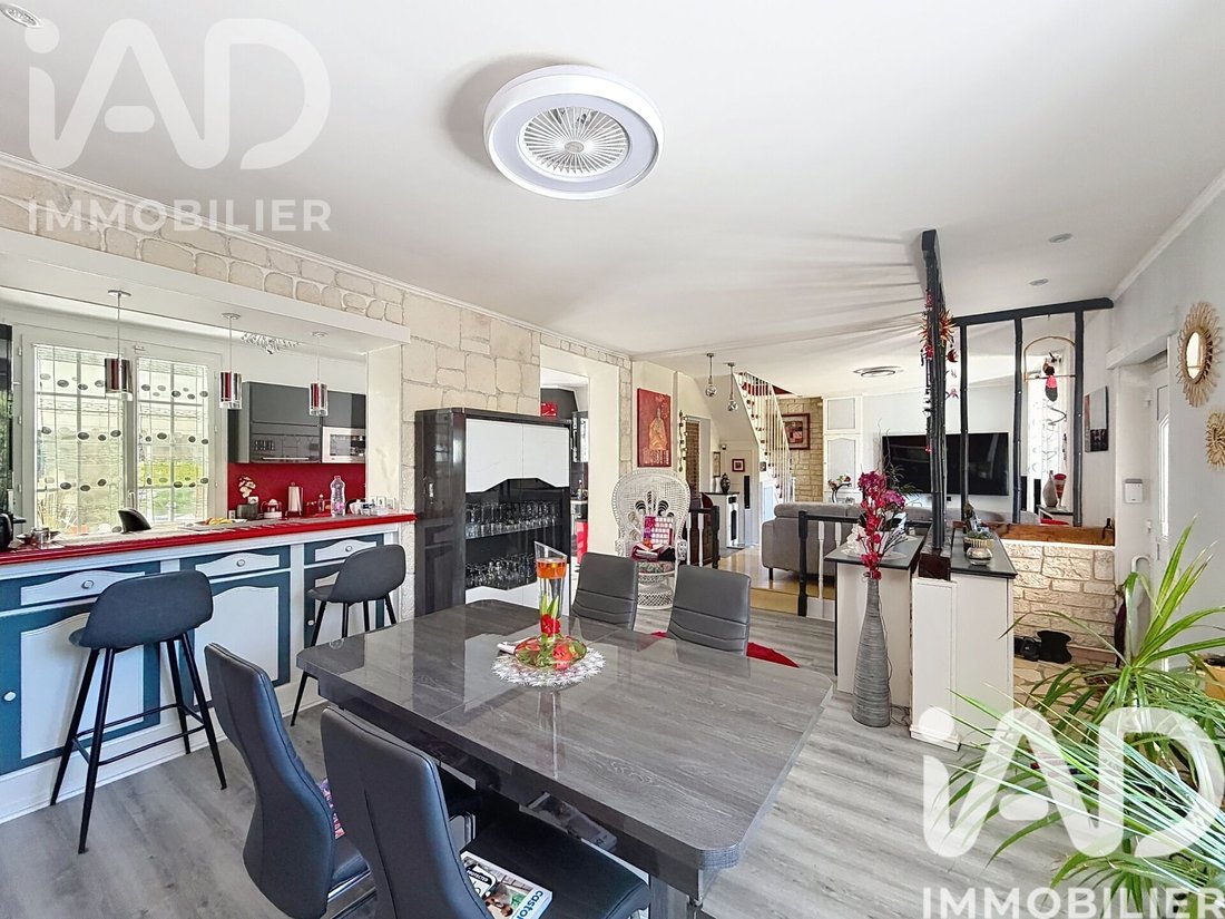 House in Le Port-Marly, Ile-de-France, France 4 - 17852508