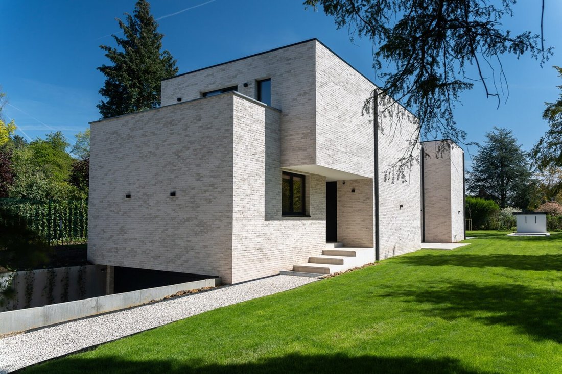 Villa in Sint-Genesius-Rode, Flanders, Belgium 3 - 17850422