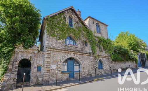 House in Montigny-sur-Loing, Ile-de-France, France 1