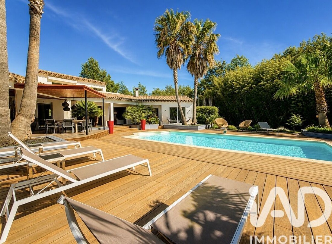 House in Grimaud, Provence-Alpes-Côte d'Azur, France 5 - 17389870