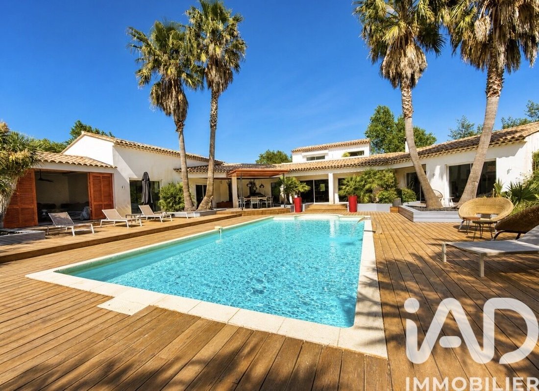 House in Grimaud, Provence-Alpes-Côte d'Azur, France 2 - 17389870