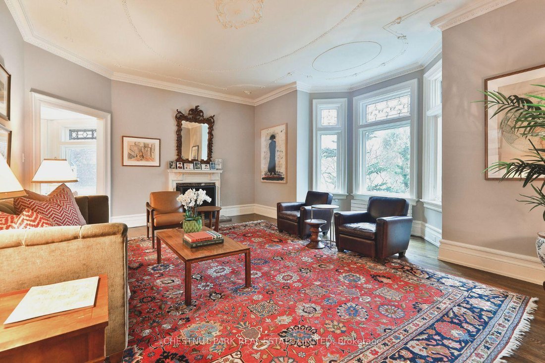 House in Toronto, Ontario, Canada 4 - 17850458