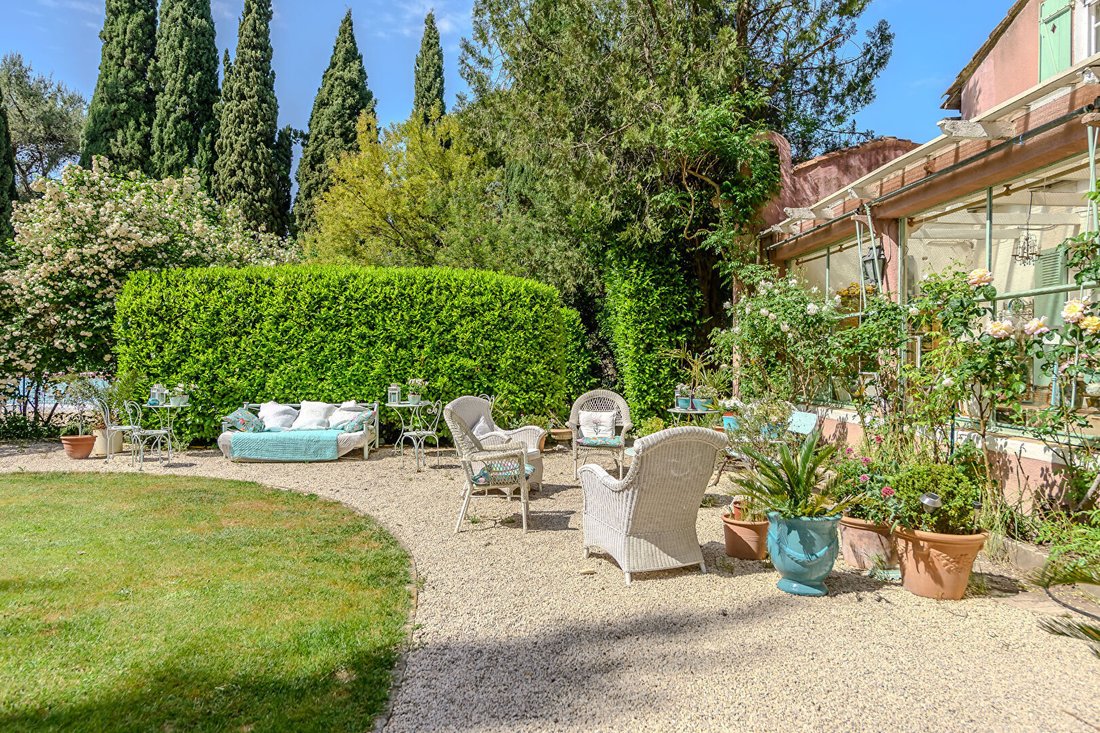 House in Orgon, Provence-Alpes-Côte d'Azur, France 3 - 17850499