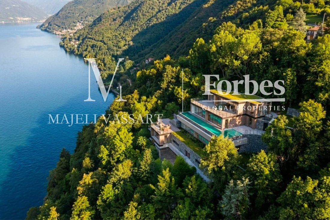 Villa in Pognana Lario, Lombardy, Italy 2 - 17850624