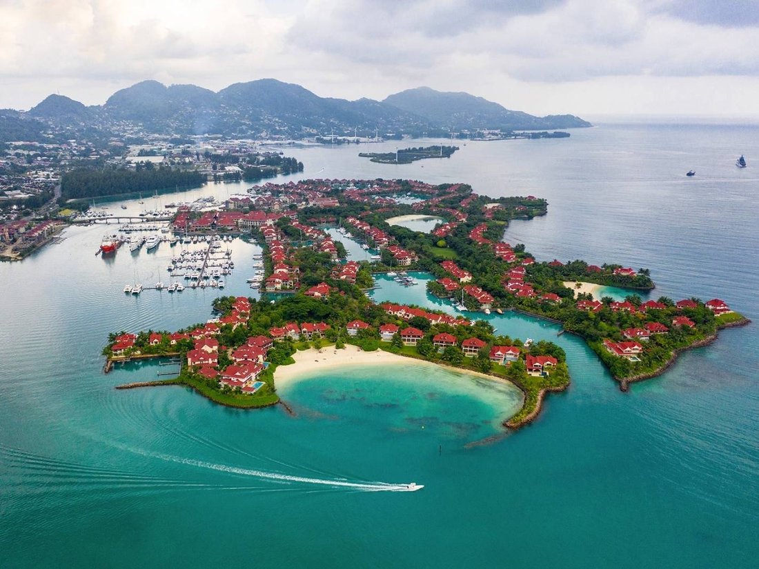 Apartment in Providence, Cascade, Seychelles 1 - 17851025
