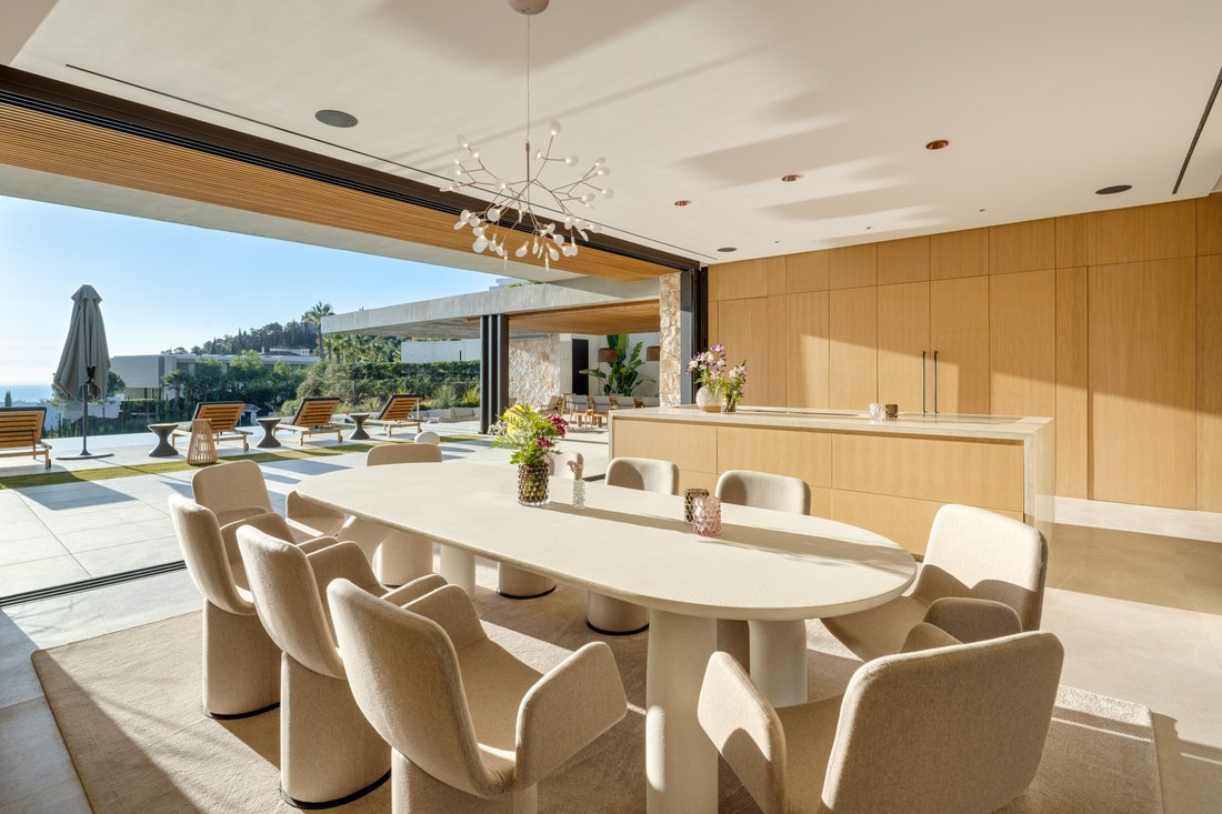 Villa in El Madroñal, Benahavis, Spain 3 - 17851297
