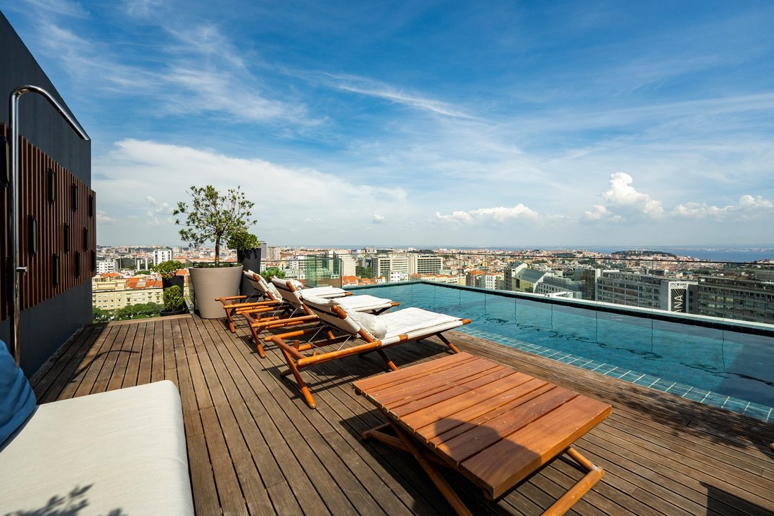 Apartment in Arroios, Lisbon, Portugal 1 - 17851256