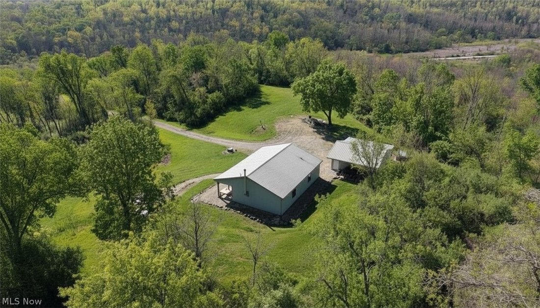House in Barnesville, Ohio, United States 4 - 16916299