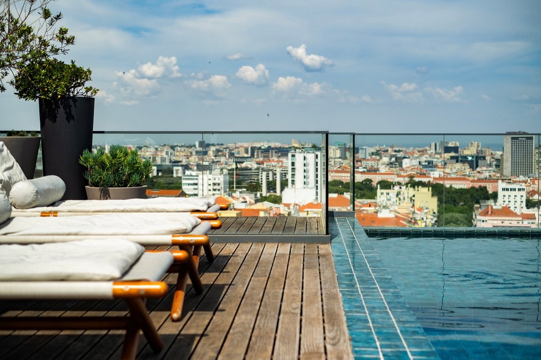 Apartment in Arroios, Lisbon, Portugal 2 - 17851256