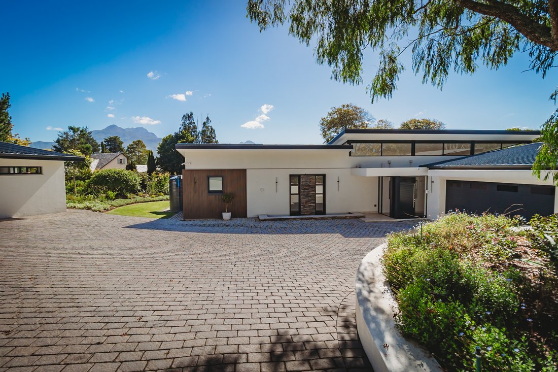 House in George, Western Cape, South Africa 4 - 17851061