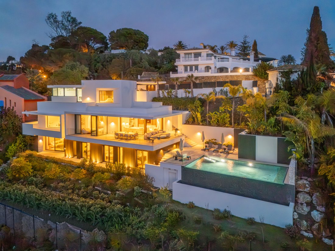 Villa in Marbella, Andalusia, Spain 3 - 17841262
