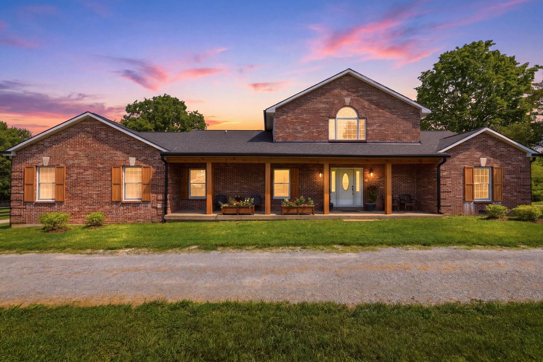 House in La Grange, Kentucky, United States 1 - 17851184