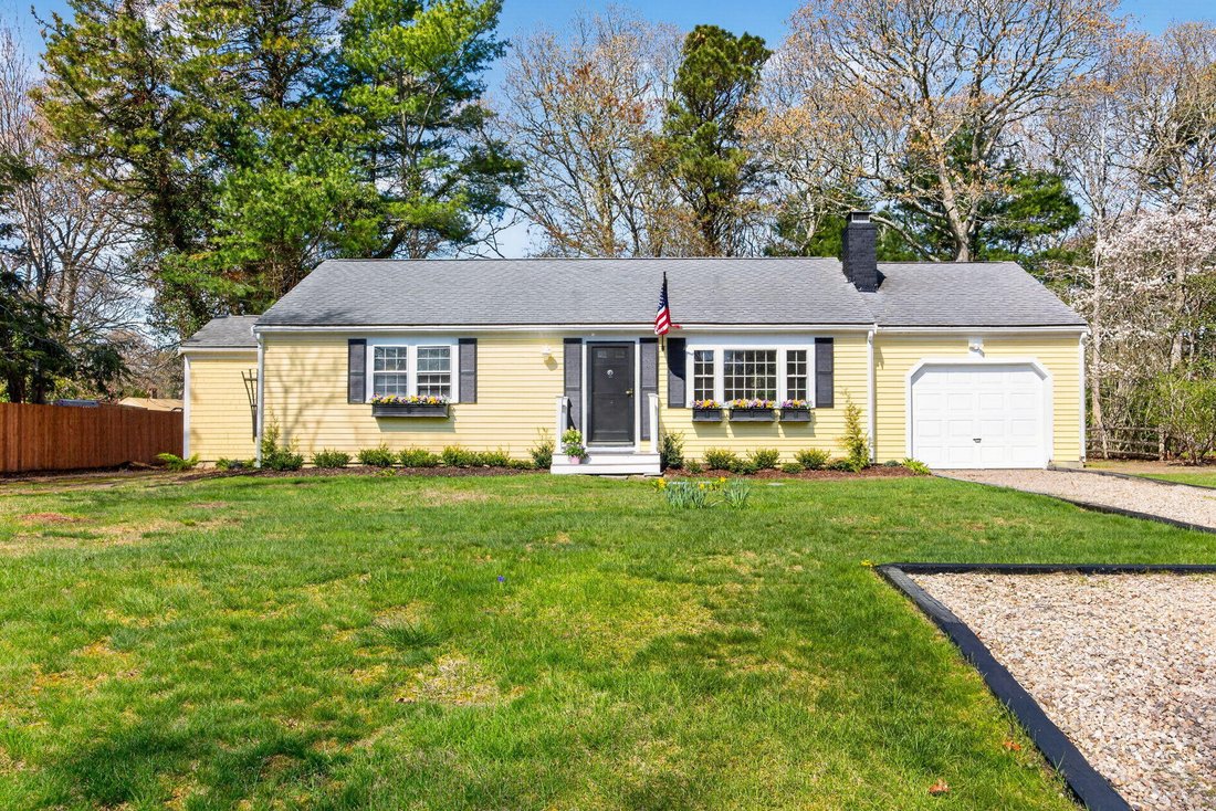House in Barnstable, Massachusetts, United States 1 - 17851158