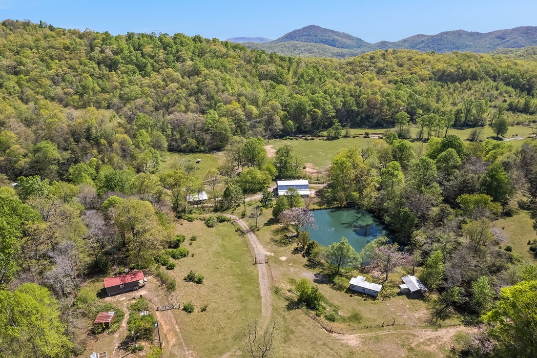 Land in Black Mountain, North Carolina, United States 4 - 17851169