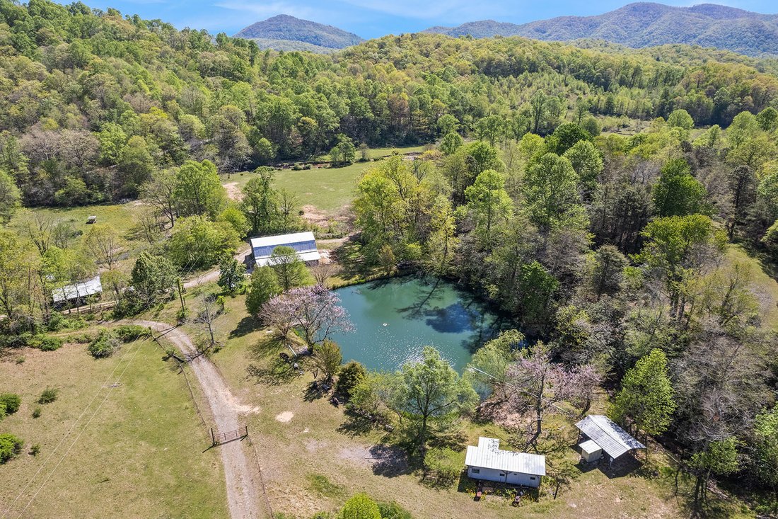 Land in Black Mountain, North Carolina, United States 5 - 17851169