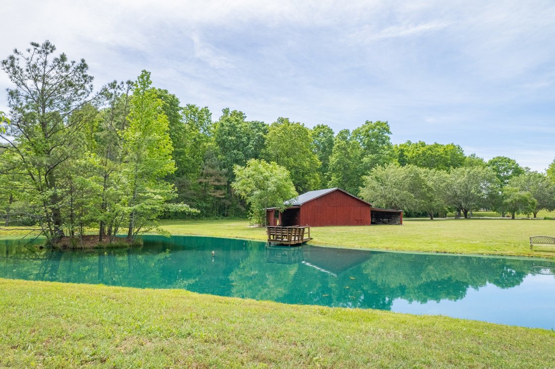House in Santa Fe, Tennessee, United States 2 - 17850645