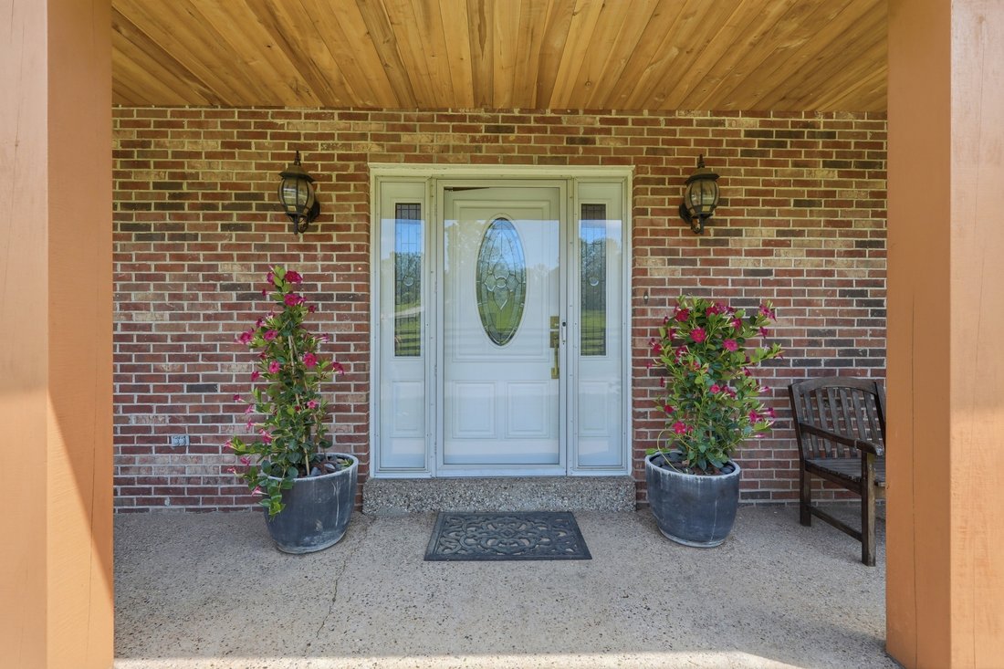 House in La Grange, Kentucky, United States 5 - 17851184