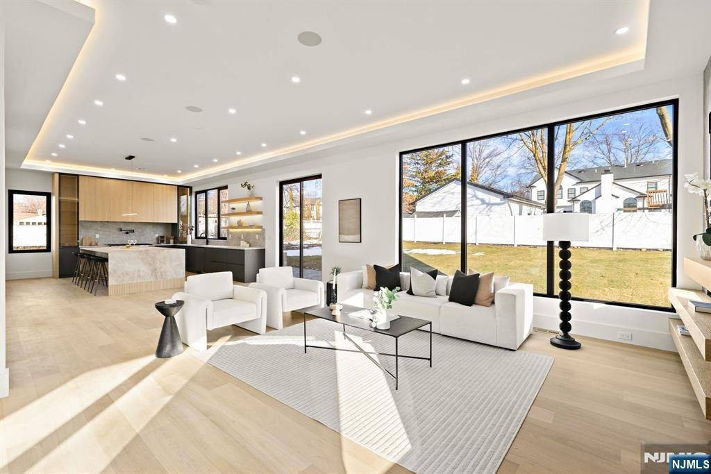 House in Paramus, New Jersey, United States 4 - 17850560
