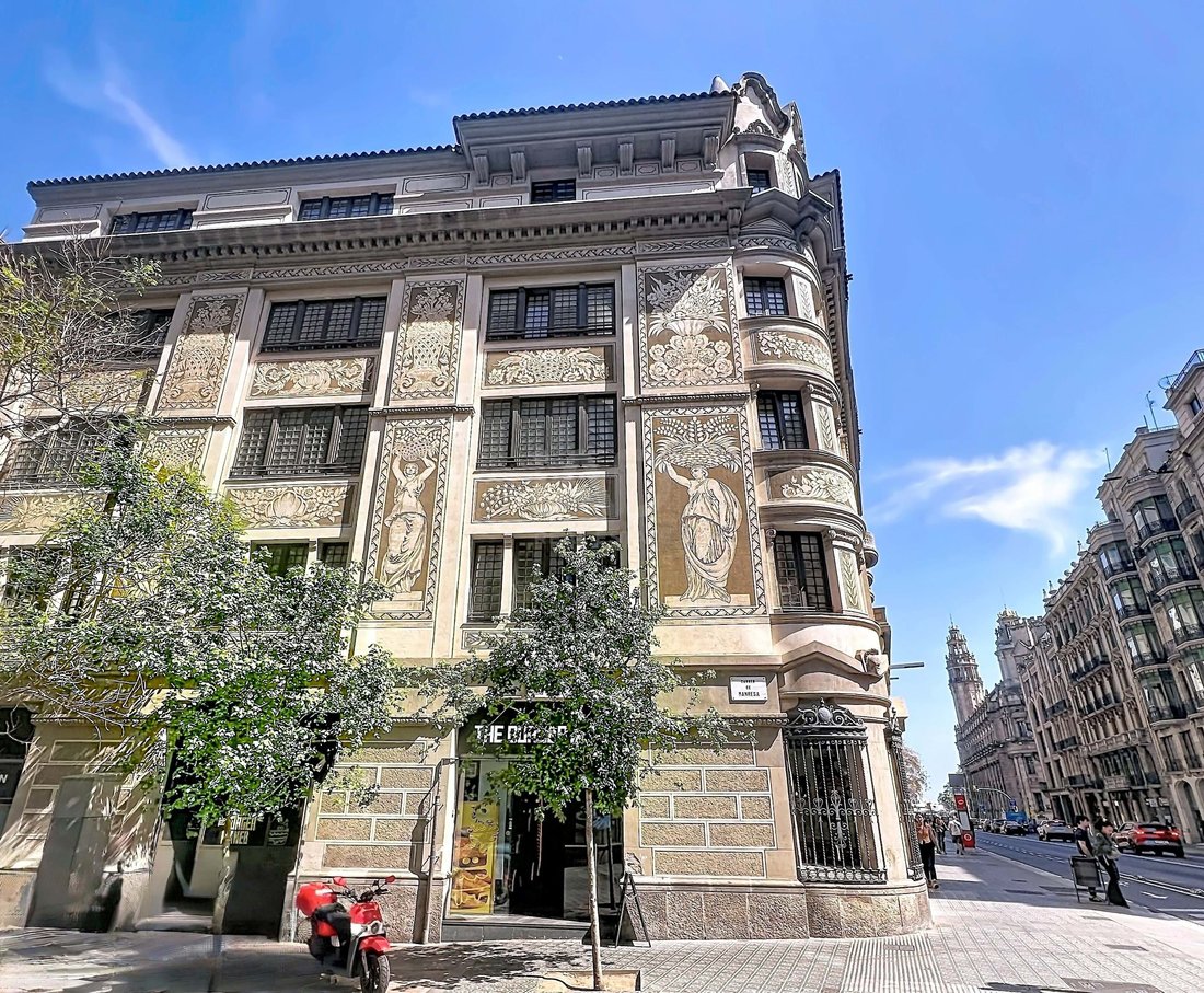 Apartment in Ciutat Vella, Barcelona, Spain 2 - 17850998