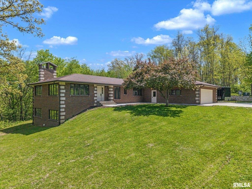 House in Illinois City, Illinois, United States 1 - 17851145