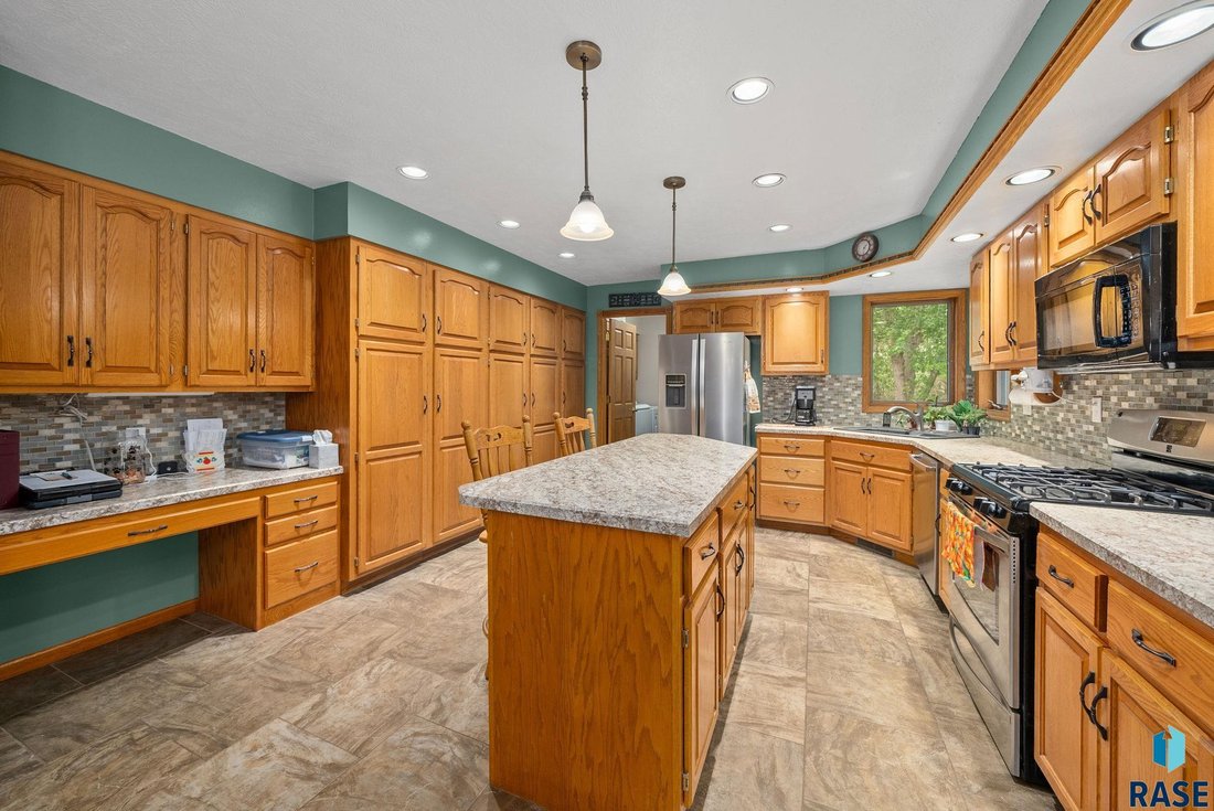 House in Tea, South Dakota, United States 3 - 17850749