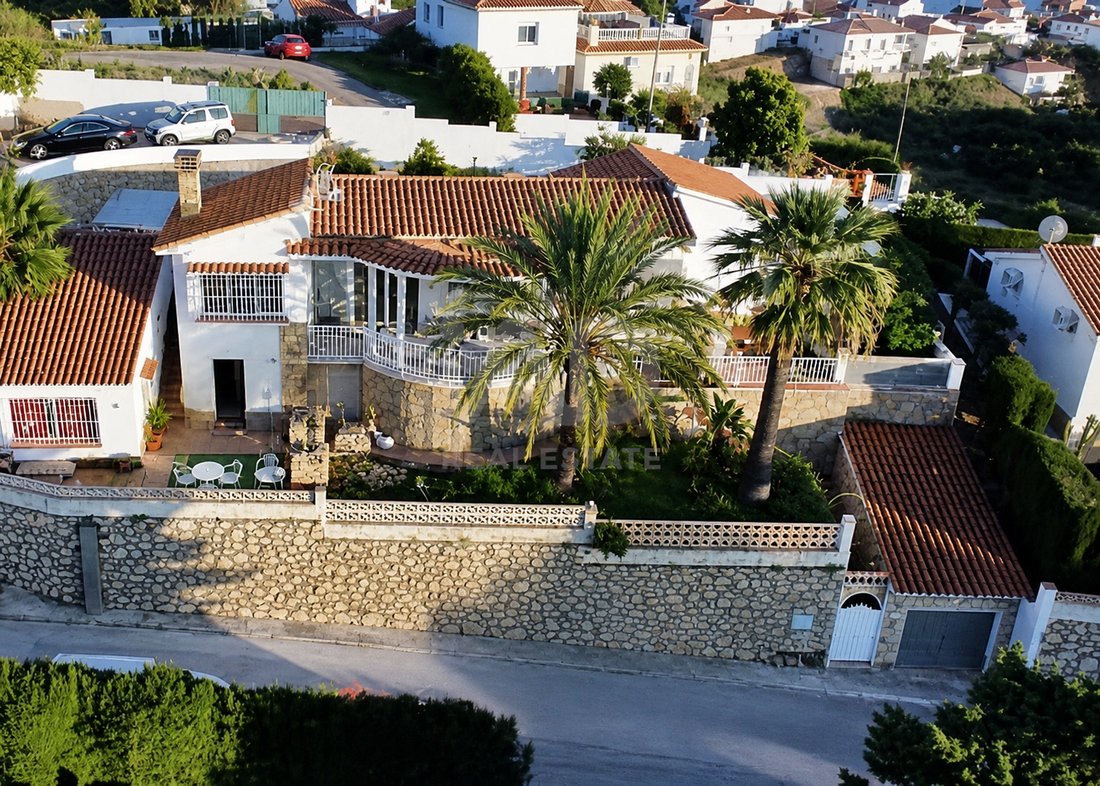Townhouse in Benajarafe, Velez-Malaga, Andalusia 1 - 17850999