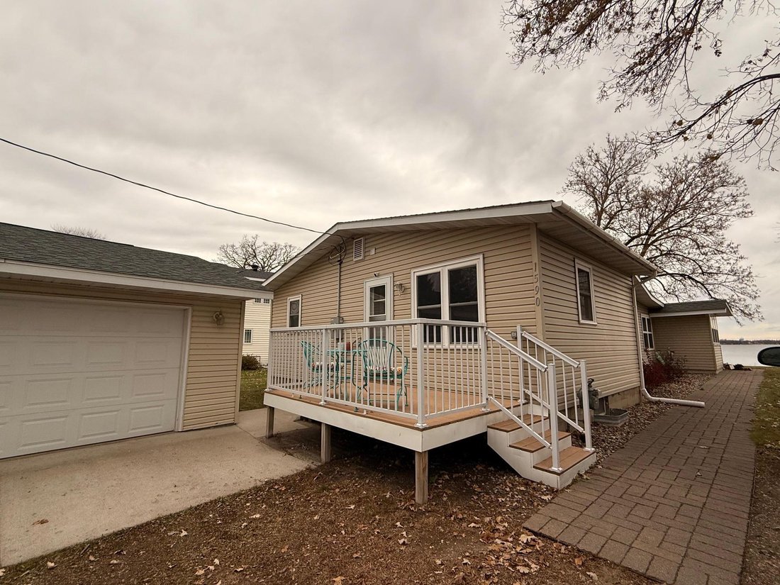 House in Detroit Lakes, Minnesota, United States 3 - 17850928