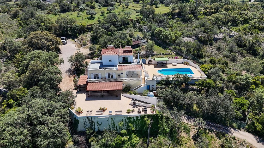 Villa in Loule (Sao Clemente), Algarve, Portugal 2 - 17850977